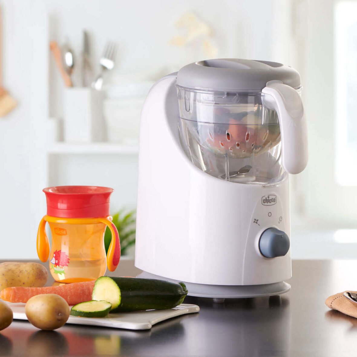 robot cuiseur chicco easy meal .
