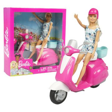 Barbie-avec-scooter