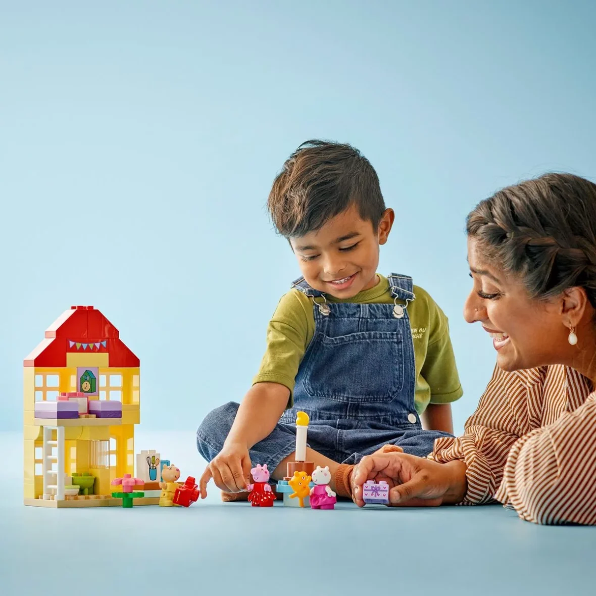 LEGO DUPLO La fête d’anniversaire chez Peppa Pig.