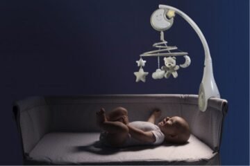 Mobile-beige-next2-dreams