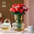 Le-bouquet-de-fleurs-rose-LEGO