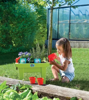 Jardiniere-garnie-Ecoiffier