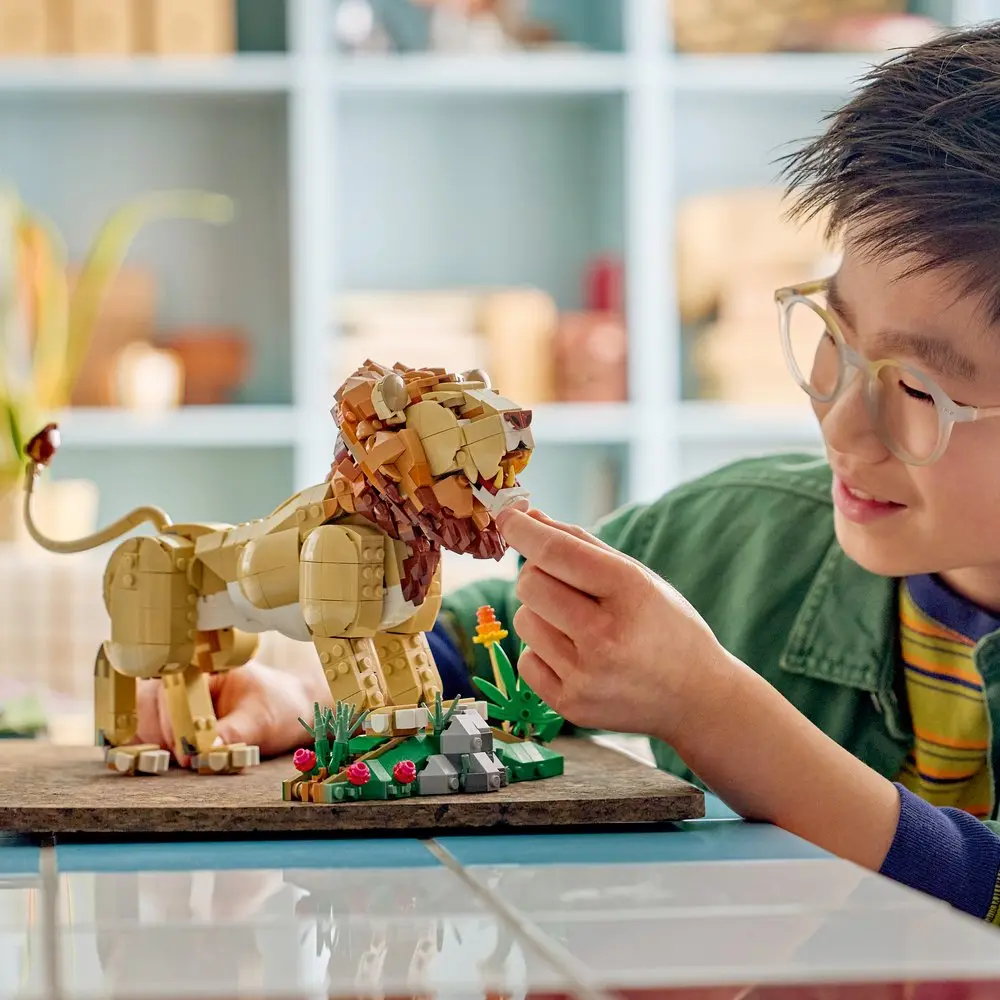 Lego Creator 31386 animaux sauvages le lion majesteux.
