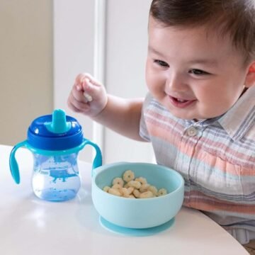 Chicco Bol en Silicone avec ventouse pour Bébés, Résistant, Facile à Nettoyer Assiette pour Aliments Semi