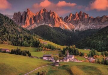 Clementoni - Puzzle 1000 pièces Compact Box - Magical Dolomites (Dolomites Magiques)