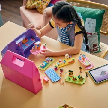 LEGO Friends 42697 La maison de poupée dans la valise créative - vue 2
